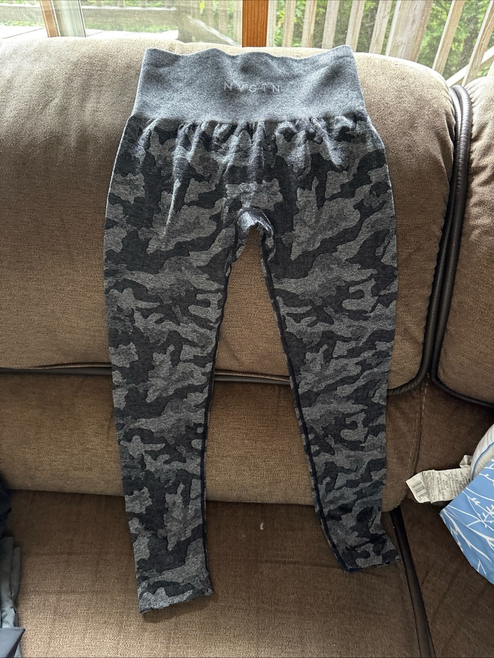 NWOT NVGTN Camo Print High-Waisted Gym Leggings S Black and Gray Workout
